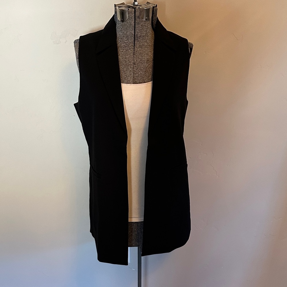 Maison d’ Amelie Black Sleeveless Blazer Vest